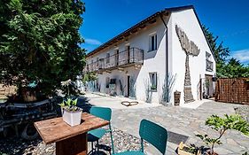 Suites Con Vista Panoramica E Home Restaurant - Pet Friendly Nel Monferrato